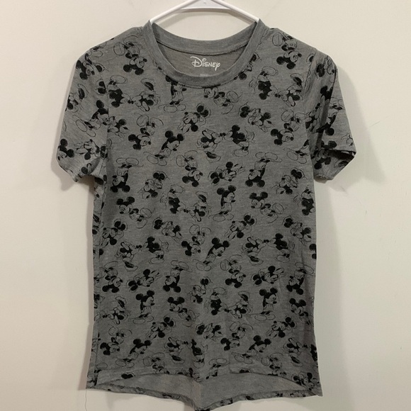 Disney Mickey & Minnie Mouse t-shirt Size Small, gray and black  very good cond - Picture 1 of 3